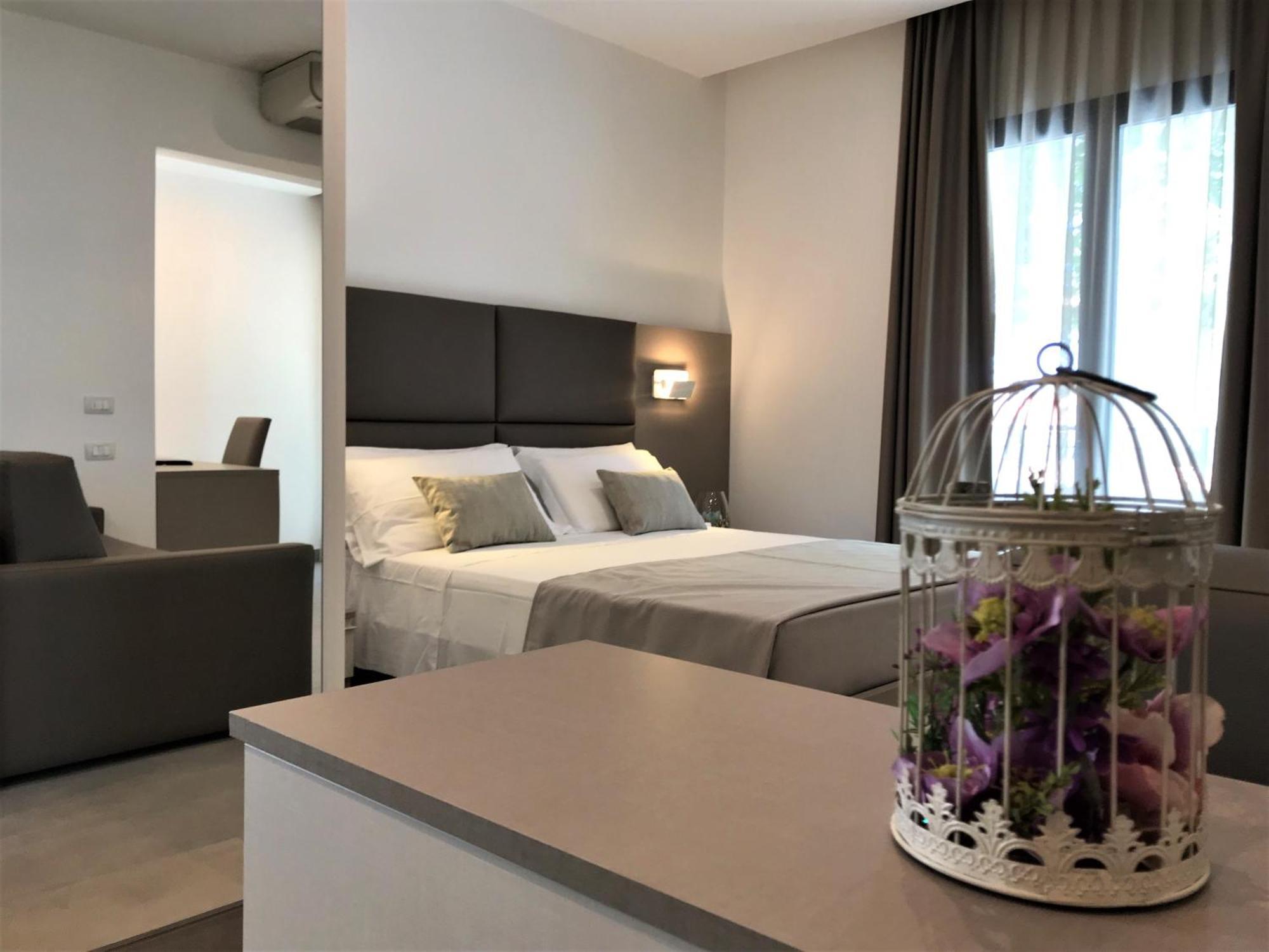 Hotel Paris Resort เบลลาเรีย-อีเจอา มารีนา ภายนอก รูปภาพ
